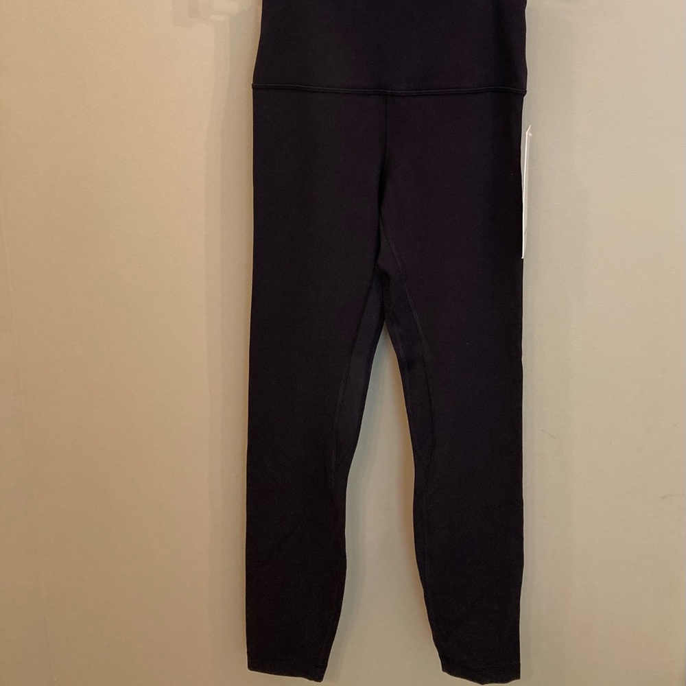NWT Lululemon Align 25”
